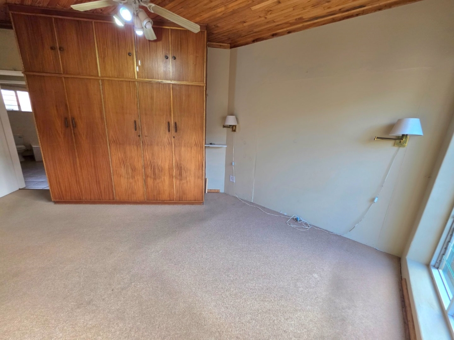 5 Bedroom Property for Sale in Panorama Free State